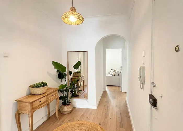 Lovely Apartment In The City Central With Terrace