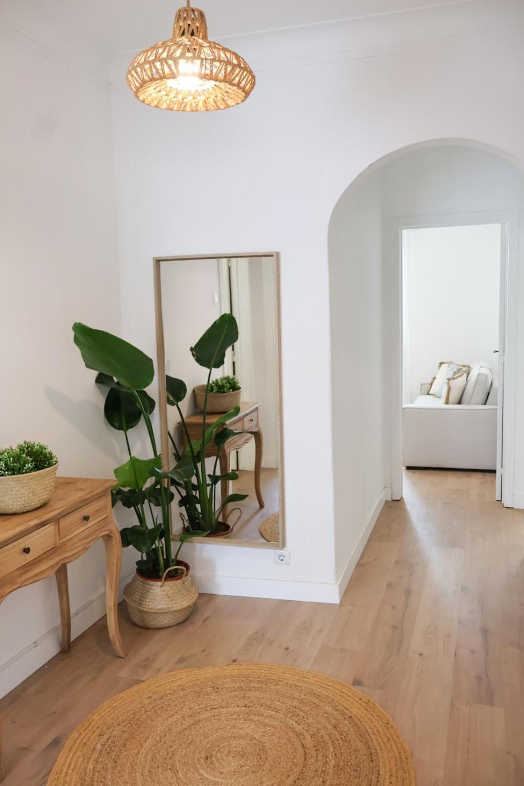 Apartment Lovely In The With Terrace